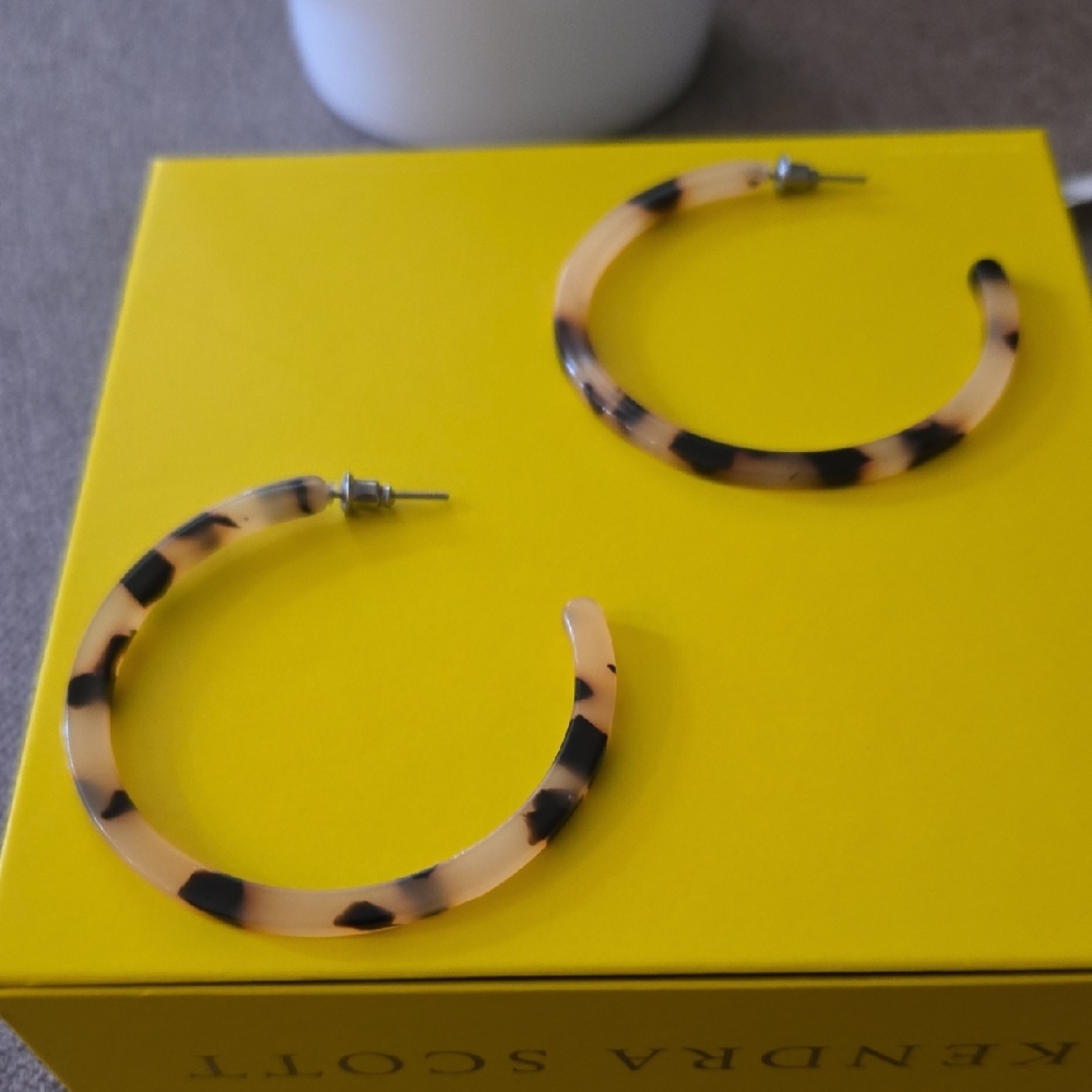 Tortoise Hoop Earrings